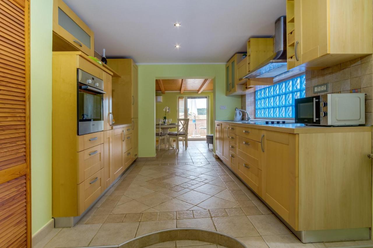 Isabela Apartment Mali Losinj Exterior photo