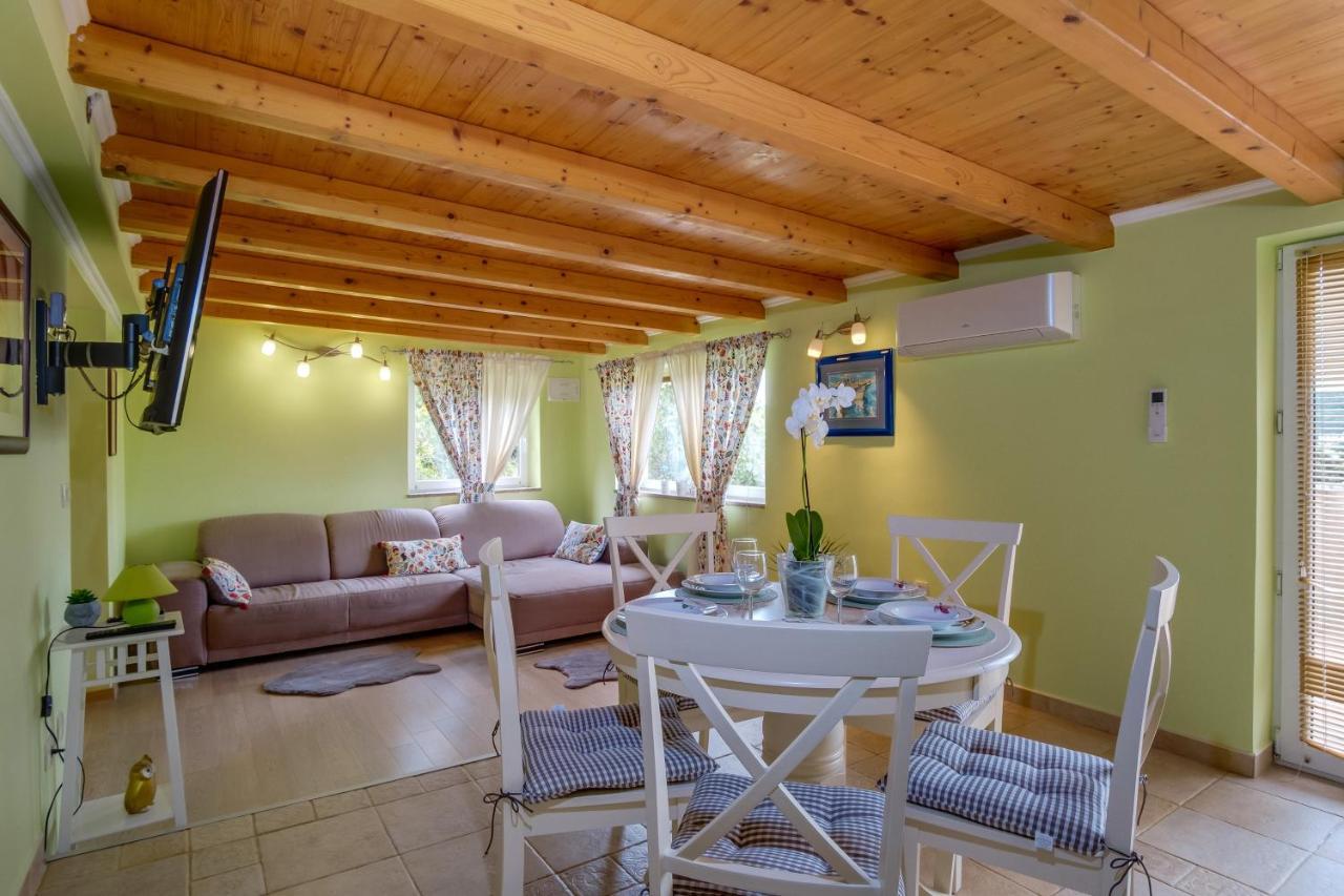 Isabela Apartment Mali Losinj Exterior photo